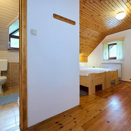 ファームステイ The Bevsek Osep