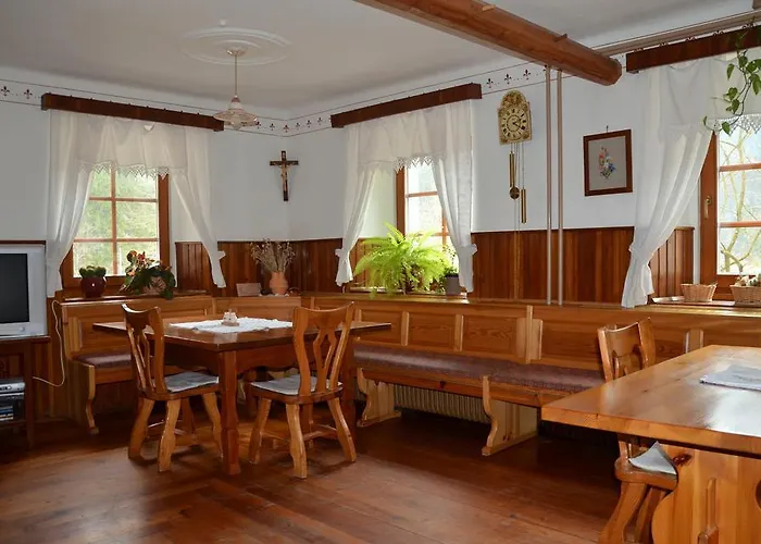 Κατάλυμα σε φάρμα The Bevsek Osep *